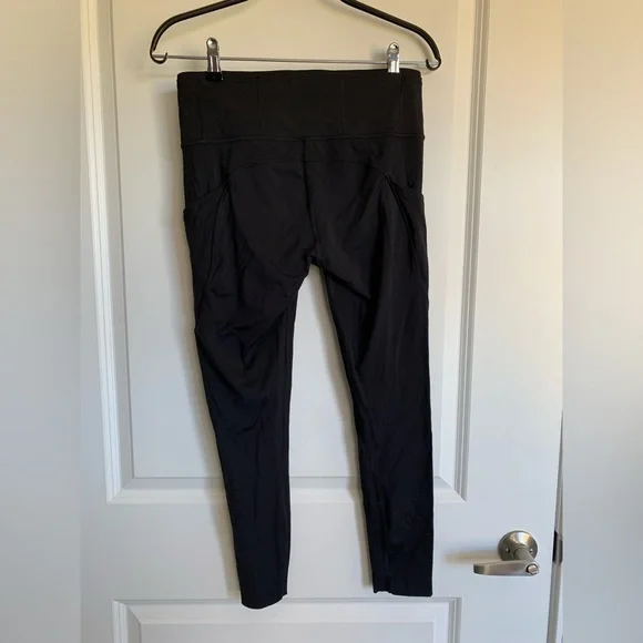 Lululemon Fast & Free 7/8 Tight II *Non-Reflective Nulux 25"
In Black - Picture 3 of 5